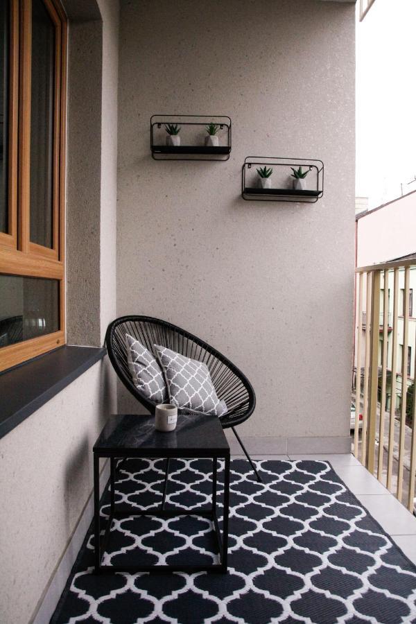 Apartament W Centrum-Garaz Kielce Exteriör bild
